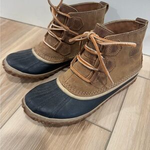 Sorel Brown Ankle Boots with Lace-Up Design and Waterproof Material